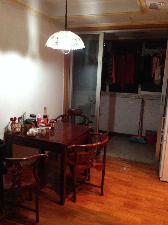 Shenzhen Pioneer Apartment Bilik gambar